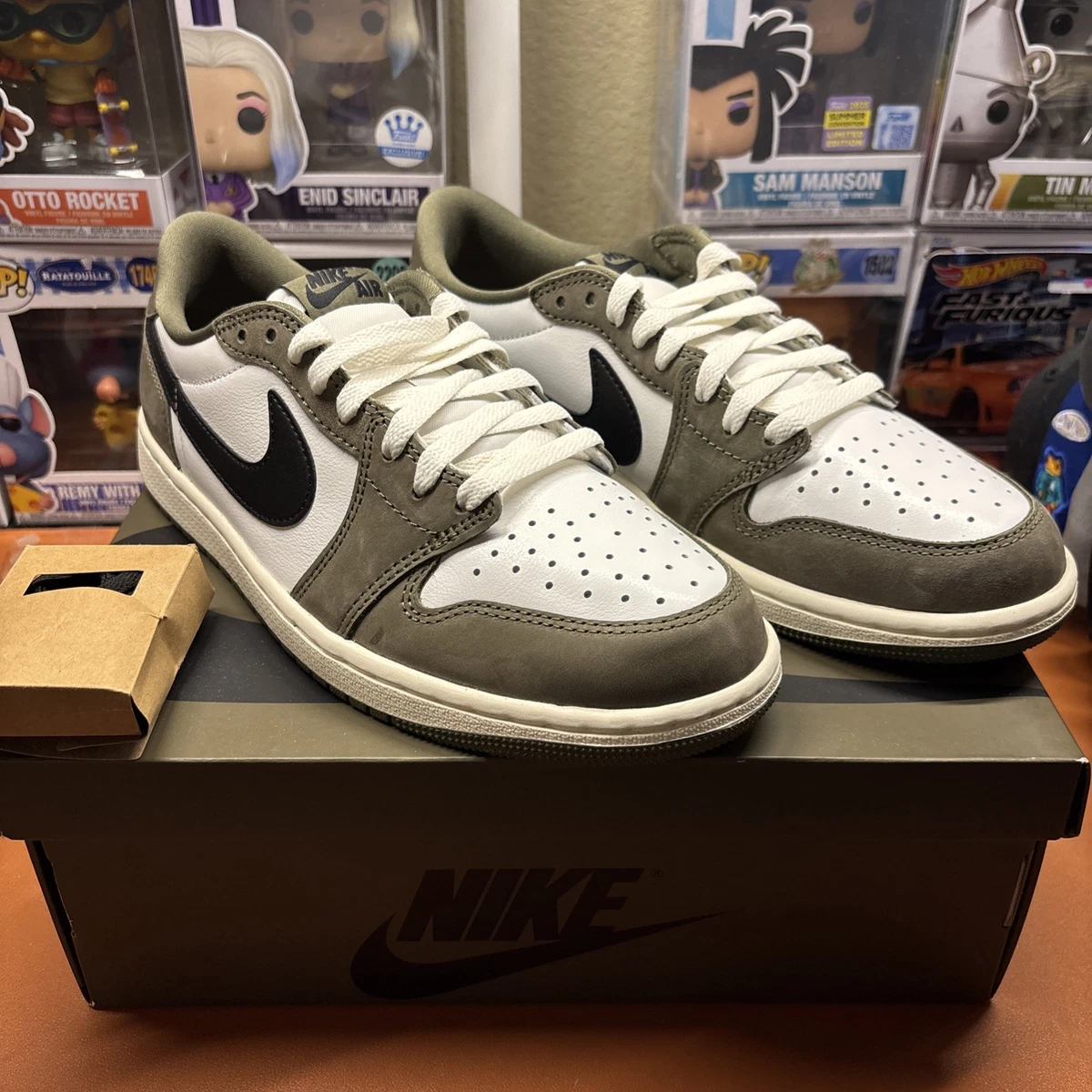 Jordan 1 Retro OG Low Medium Olive for Sale | Authenticity
