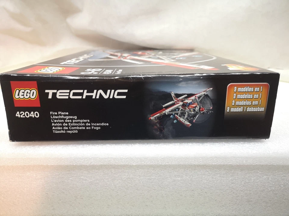 LEGO Technic 42040 : L'avion des pompiers -avion à réaction neuf et scellé - Photo 4/4