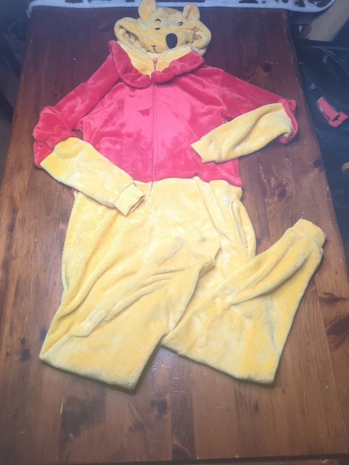 Disney Winnie The Pooh Disfraz para Adulto Pijama de Peluche Cremallera Sudadera con Capucha Talla Pequeña Foto 3 de 4