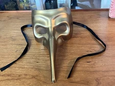 ADULT Venetian Golden Accents Beak Mask Long Nose