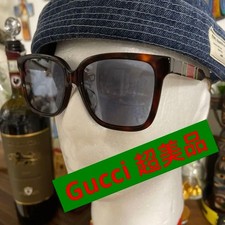 GUCCI Tortoiseshell Square Sunglasses Red Green Accent W:NA B:NA T:NA Case
