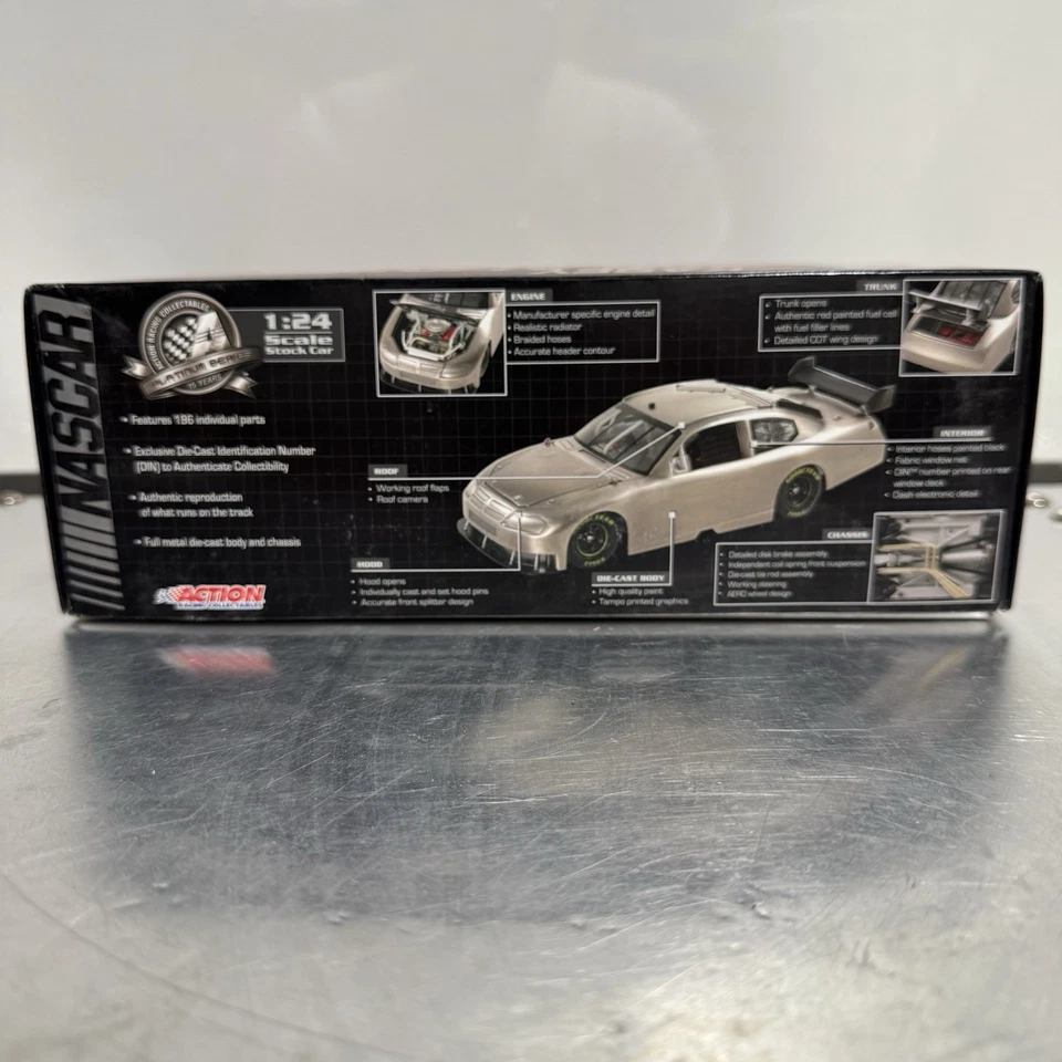 Cargador Action Racing Kasey Kahne #9 Budweiser 2008 1 de 24.600 Foto 4 de 4