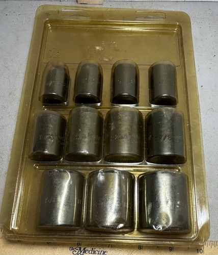 husky 11 piece 1/2" drive impact socket set See Pictured for Size and Model - Picture 2 of 3