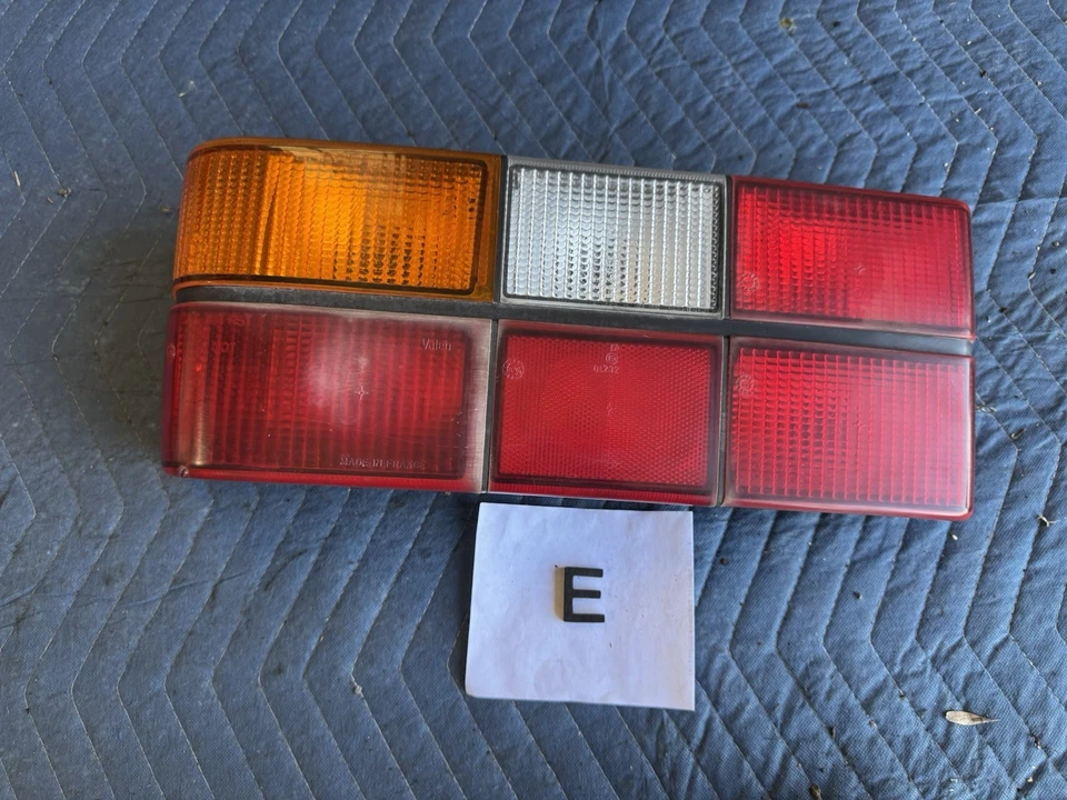 1986-1993 Volvo 240 244 Sedan Left Rear 6 Panel Tail Light Assembly OEM #4894E - Image 3 of 4