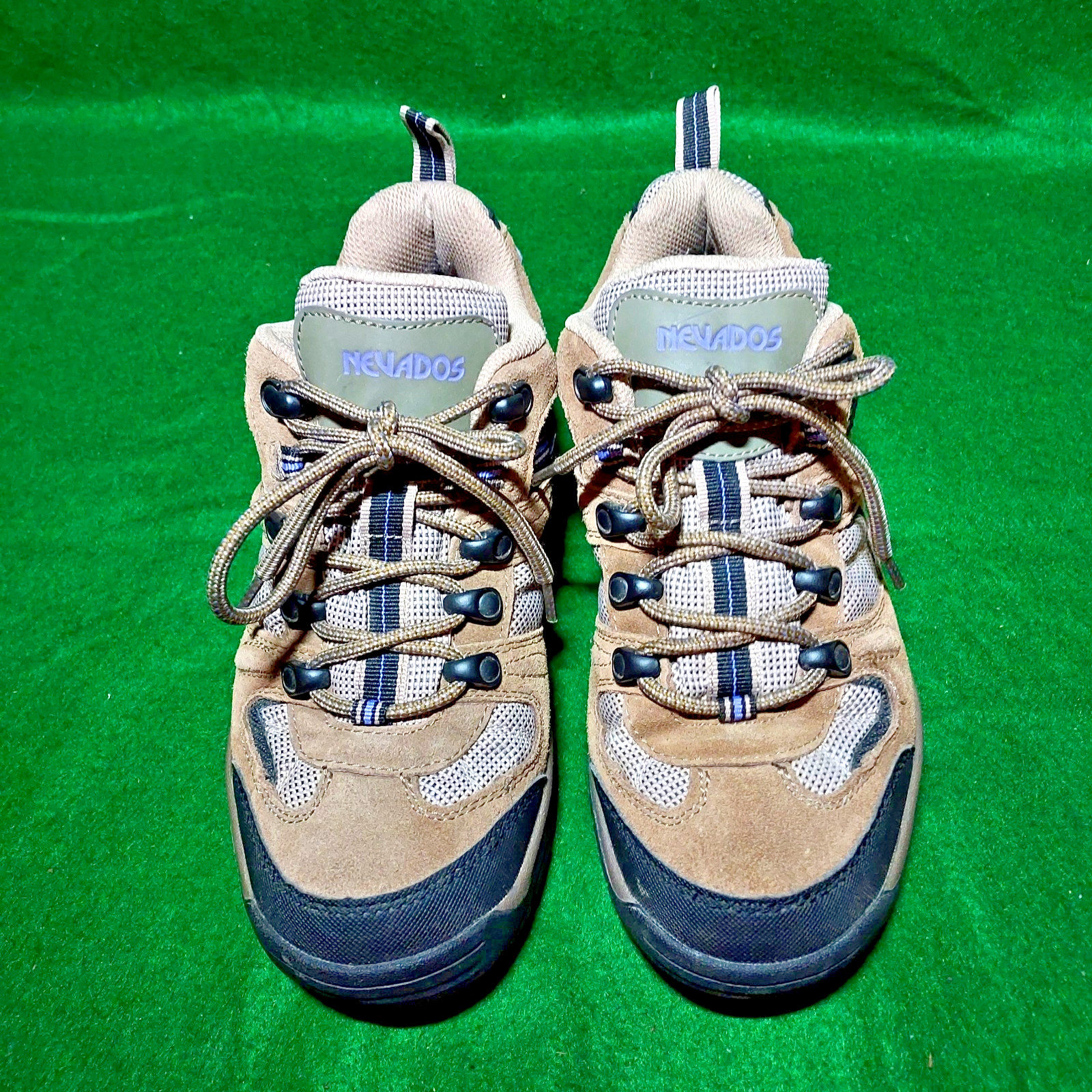 Nevados Women's Klondike Hiking/Work boots suede leather trim waterproof size 8