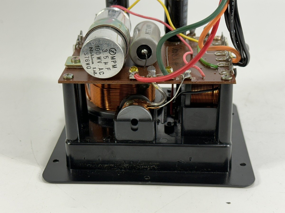 Original Yamaha Crossover 8ohms for Yamaha NS-690 Speakers