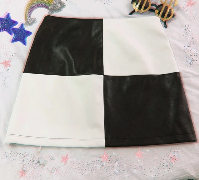 Black and white hot sale checkered skirt easy