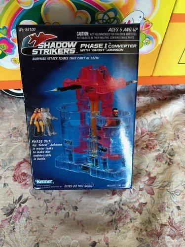 VITG KENNER, SHADOW STRIKERS PHASE 1 CONVERTER W/ GHOST JOHNSON NEW NRFB 1990