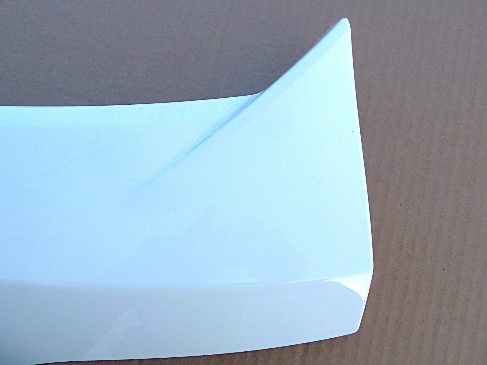 2017-2020 MASERATI LEVANTE REAR LIFTGATE TAILGATE SPOILER PANEL OEM 670042733
