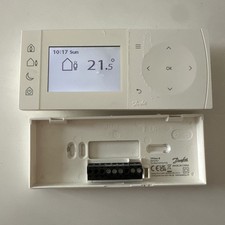 Danfoss 087N7851 TP One Battery-Powered Programmable Room Thermostat