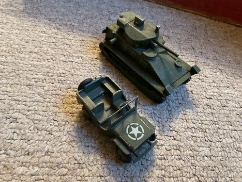 Vintage Dinky Toys Early Military Medium Tank And Willys Jeep NICE SET