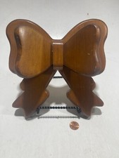 VTG Hobbyist 3D Country Bow Wooden Wall Decorative Hanging
