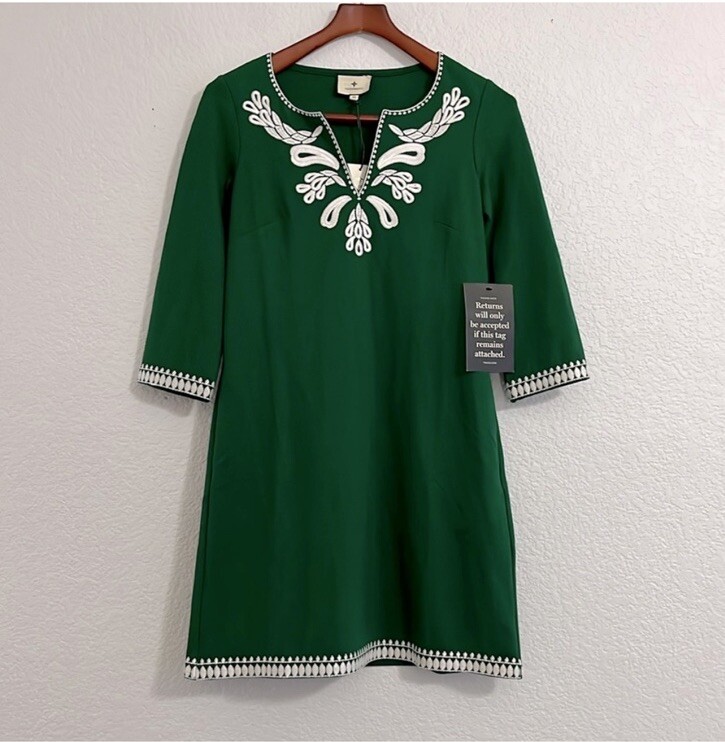 tuckernuck green lace dress Miguelina Embroidered Tunic NWT Size XS Side Slit