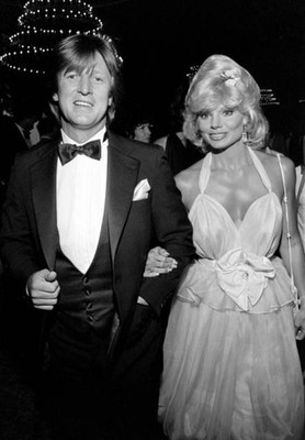 Gary Sandy and Loni Anderson Circa 1980's Movie TV Historic Old Photo 10