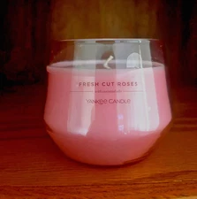 GLASS YANKEE CANDLE 10oz. 'FRESH CUT ROSES'  FREE SHIPPING!