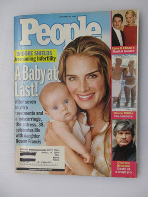 PEOPLE MAGAZINE SEPTEMBER 15, 2003 BROOKE SHIELDS BABY BRUCE WILLIS UMA THURMAN