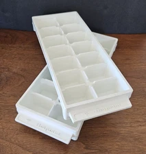 2 Hotpoint Refrigerator Ice Cube Trays MCM Vintage Stacking White 465994 VTG Set