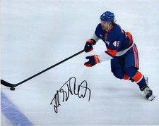 New York Islanders Maxim Max Shabanov  Autographed Signed 8x10 Photo COA #2