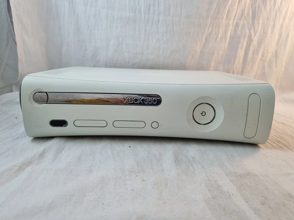 Microsoft Xbox 360 Console - RARE with NXE dashboard Read - Image 4 of 4