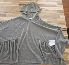 NWT 89th + Madison Women's Olive Green Top Size L Relaxed Fit Ribbed Hoodie