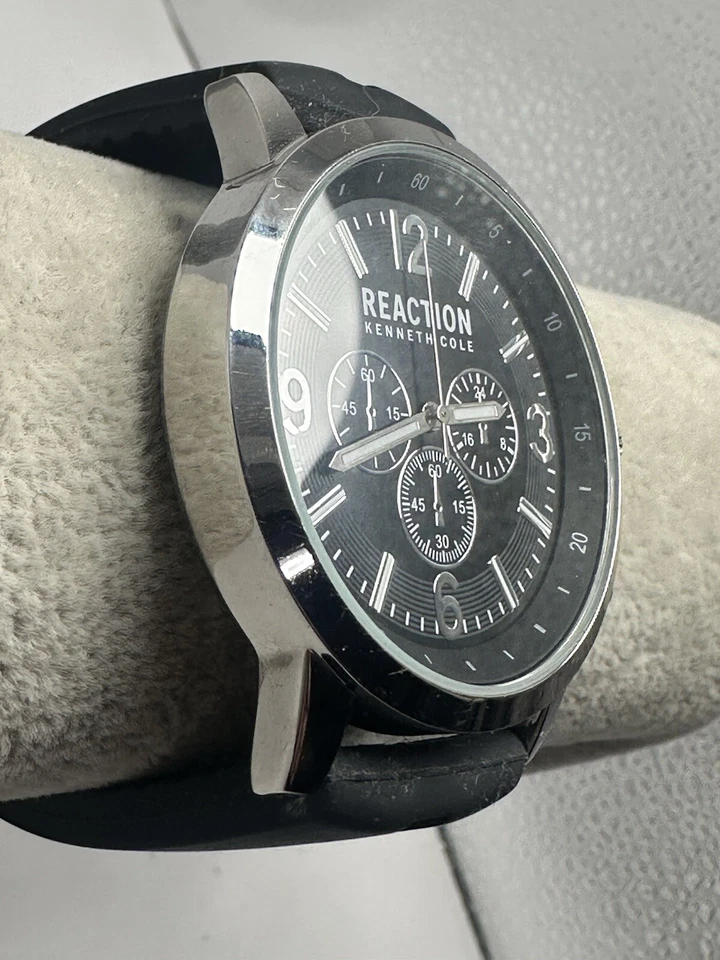 Reaction Kenneth Cole New Battery 10030929 Mens Watch 44MM 9" Silicone Band E23 - Image 3 of 4