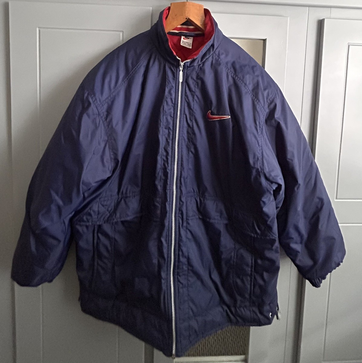 Nike Rare Vintage Big Logo Insulated Jacket Oversized Nylon Jacket