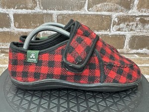 Kamik Cozylodge Plaid Red Lounging Slippers Unisex Kids Youth Size 3