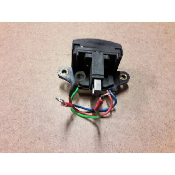 Renault R18 Espace Fuego 2.1D TD - Regulateur Alternateur Ducellier Valeo - Photo 2/4