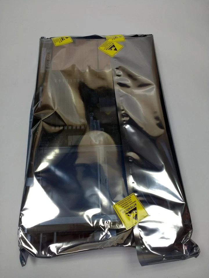 Dell EMC CX3-80 Clariion Server Motherboard 2x Xeon Processor 8GB DDR2 005348669 - Image 3 of 4