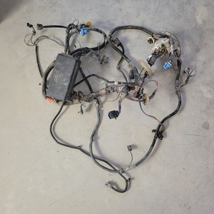1997 Dodge Ram 2500 3500 5.9L Cummins Underhood Fusebox Wiring Harness 56021774