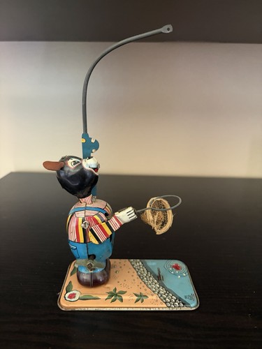 TPS Tin Windup Fishing Bear Toy- SEE DESCRIPTION