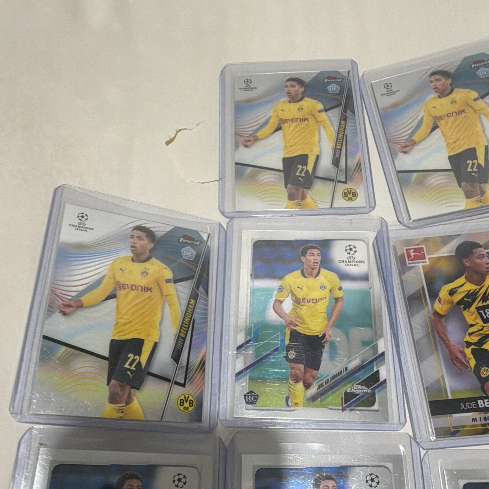 Topps Chrome UEFA, bundesliga, topps finest Jude Bellingham rookie card lot 14 view 4