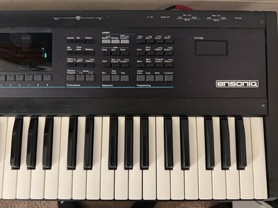 Ensoniq VFX-SD Keyboard: 61 Key Wavetable Synth 24 Track