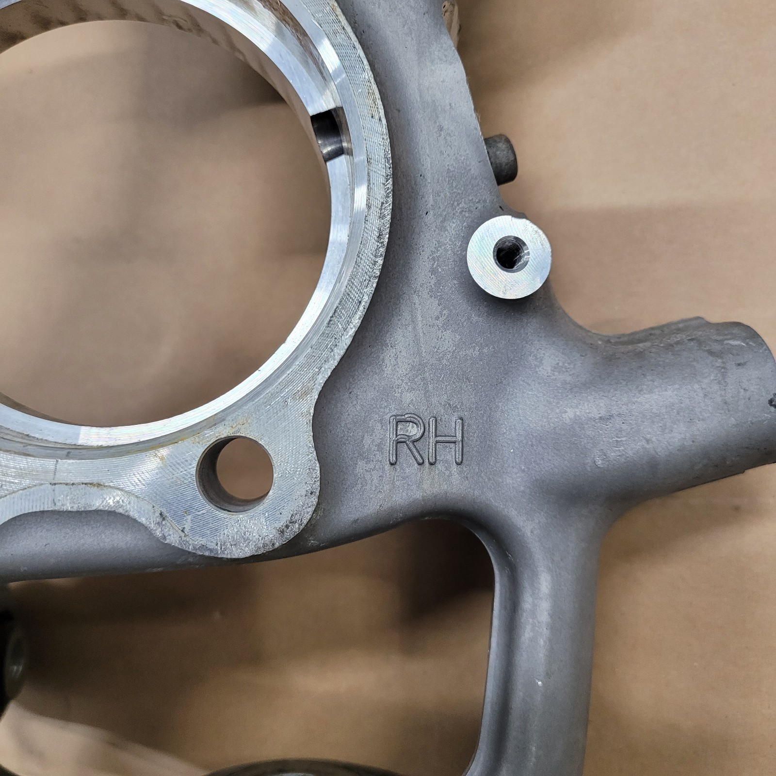 Lamborghini Aventador SVJ Rear Right Steering knuckle P/N 470505434H