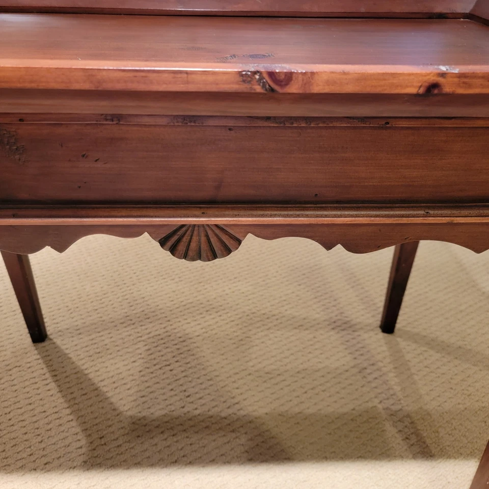 Mesa de té con bandeja de pino reproducción Stephen Von Hohen con portavelas Foto 2 de 4