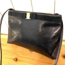 Salvatore Ferragamo Vara Ribbon Leather Shoulder Bag Navy Authentic Genuine