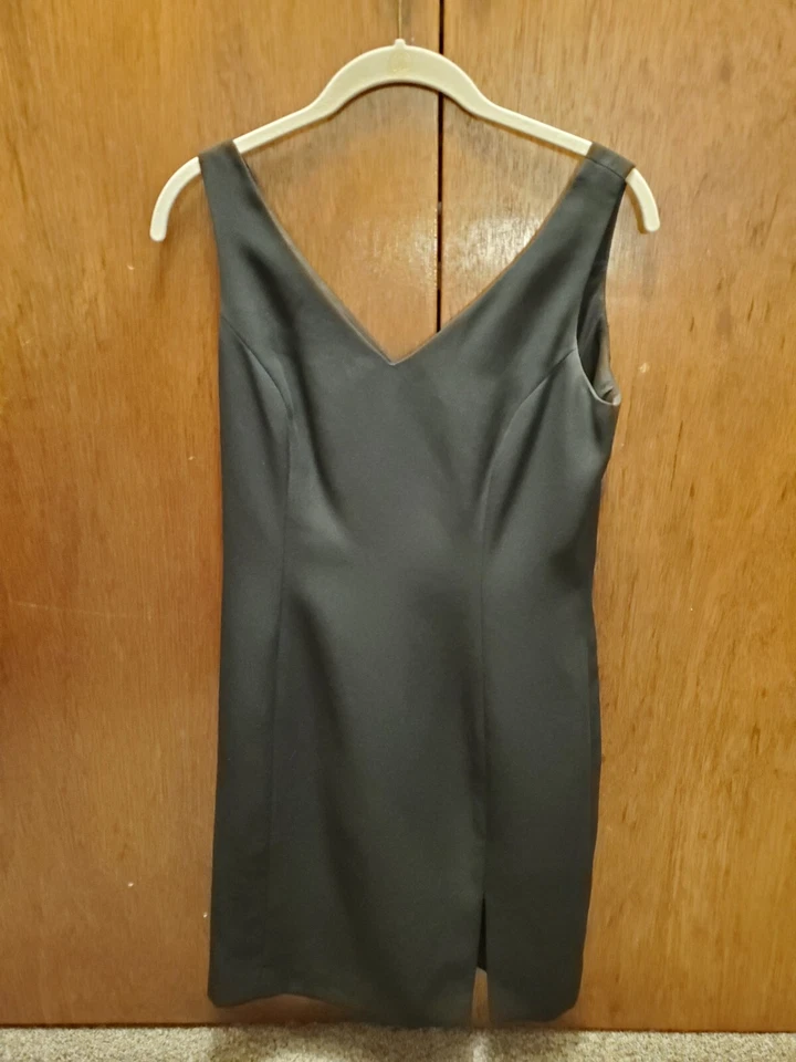 MODA INTERNATIONAL 2 Piezas Chaqueta Negra y Vestido Sin Mangas Talla 6 Mujer Foto 3 de 4