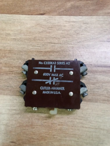 Cutler Hammer C320KA3 Ser. A2 Auxiliary Contact