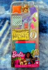 Barbie New NYC Playset Accessories Park Squirrell Picnic Kite Cooler Chest Chess