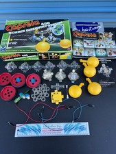 Vintage 1970s Capsela 400 Science Discovery System Complete In The Box
