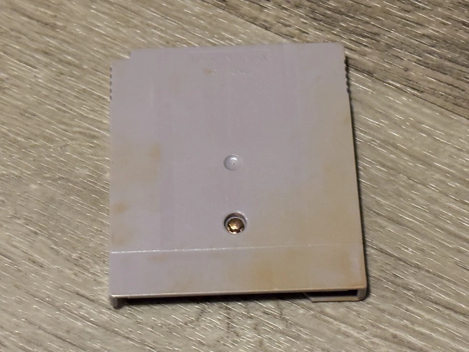 Ultima Runes of Virtue II Nintendo Game Boy bateria testada salva autêntica - Imagem 2 de 4