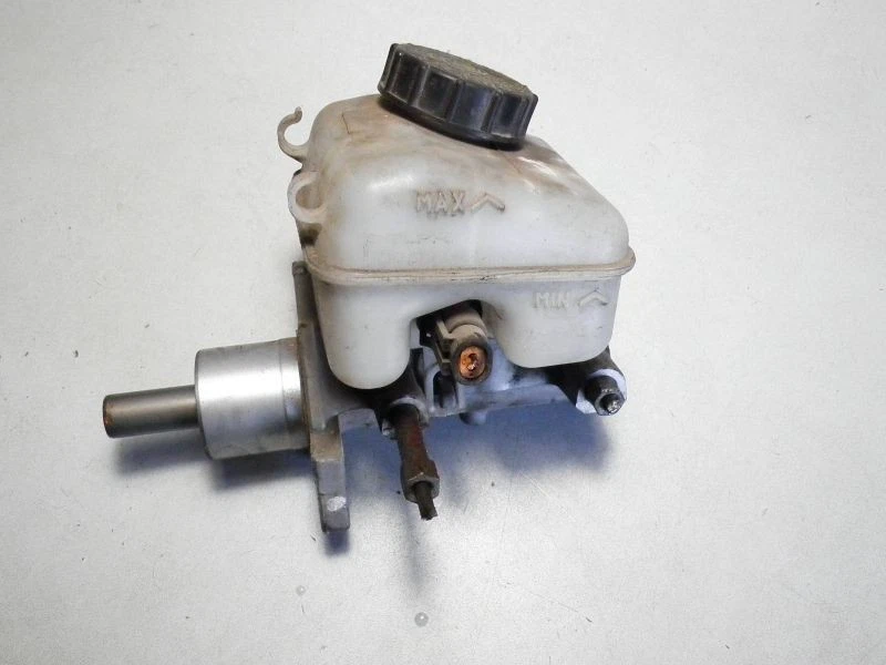HAUPTZYLINDER Opel Astra G (F08/48) Hatchback 1.6 (X16SZR) 5571 / 2014 - Bild 1 von 1