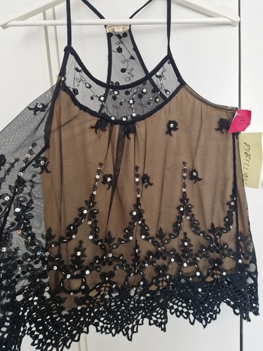 Rebellion USA Halter Neck Lace Sequins Embroidered Top Size M Black Cream Womens - Picture 8 of 14