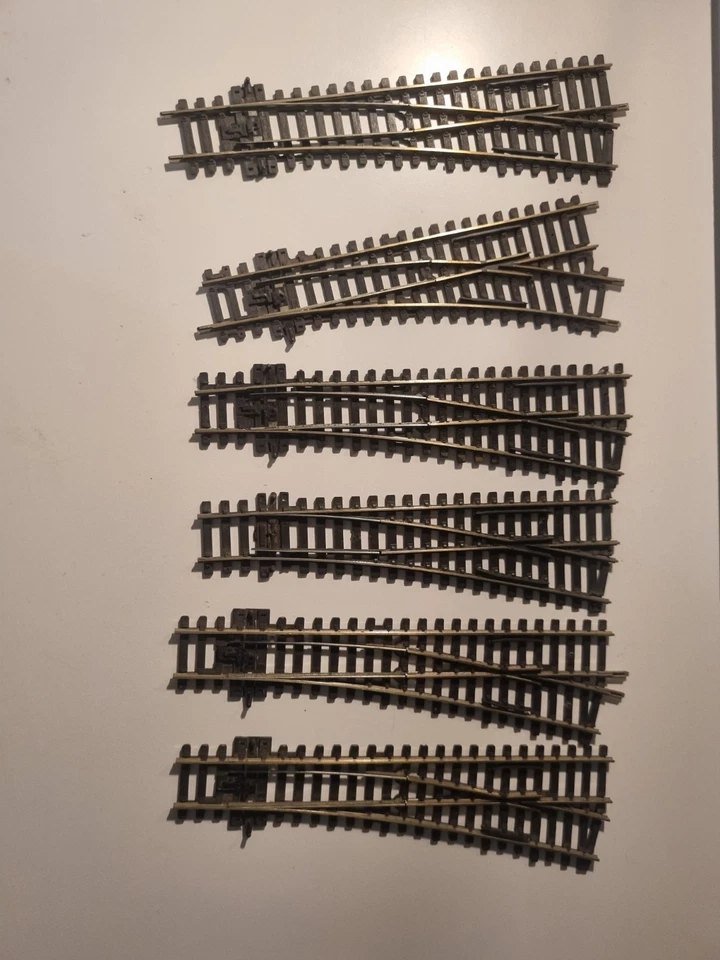 PECO 10 SETS OF (USED) SMALL RADIUS POINTS (TURNOUTS) 00/HO SCALE (UNBOXED) - Image 2 of 4