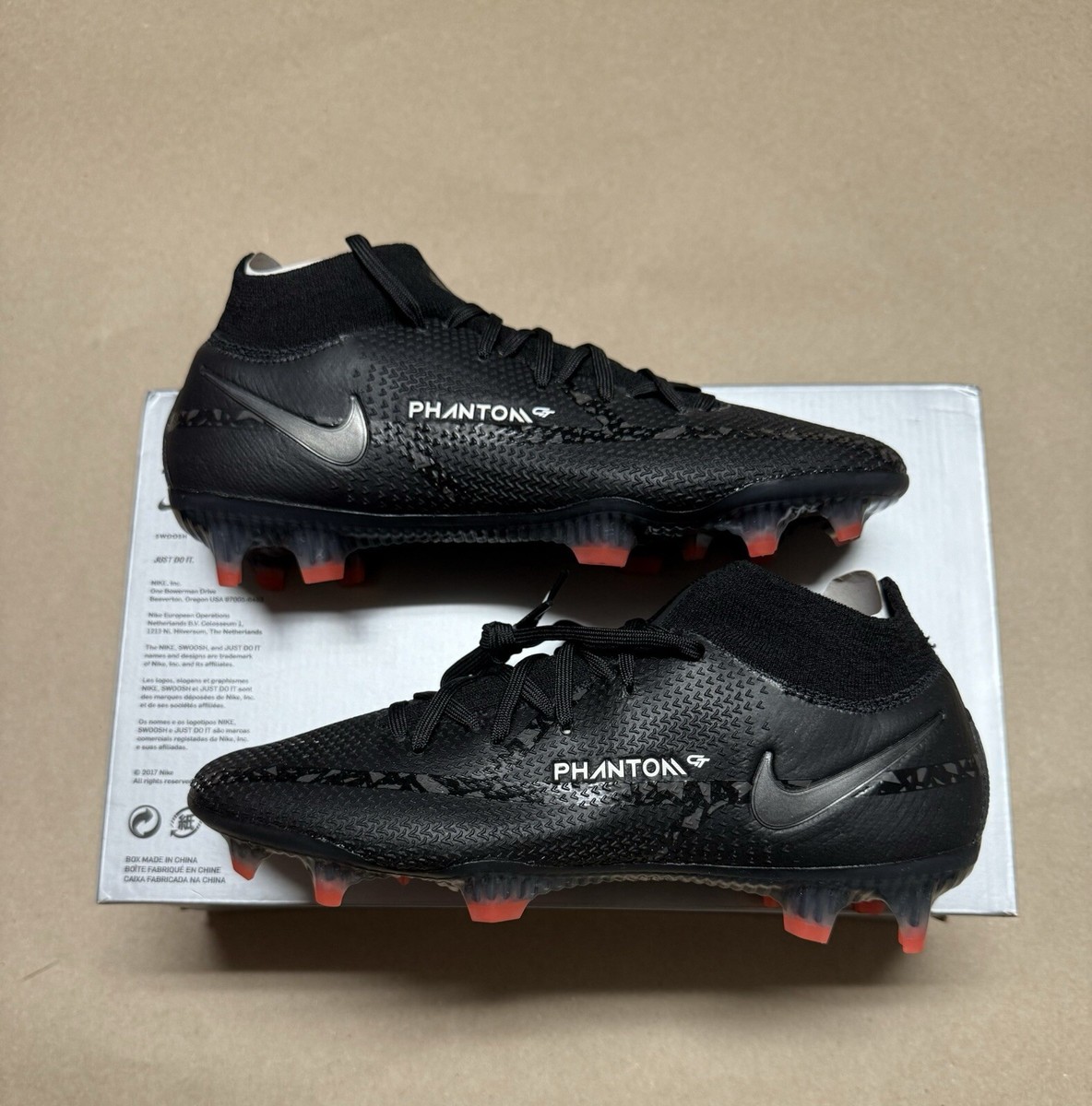 Nike Phantom GT2 DF Elite FG \'Shadow Pack\' Sz. 10.5 New with Box and Bag Nike Phantom GT2 Elite FG main image 4