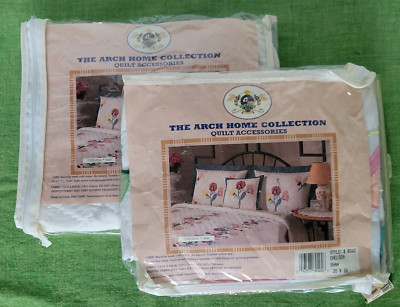 Pair of Arch Home Collection Std Quilted Pillow Shams Floral Chelsea #8040 - NEW