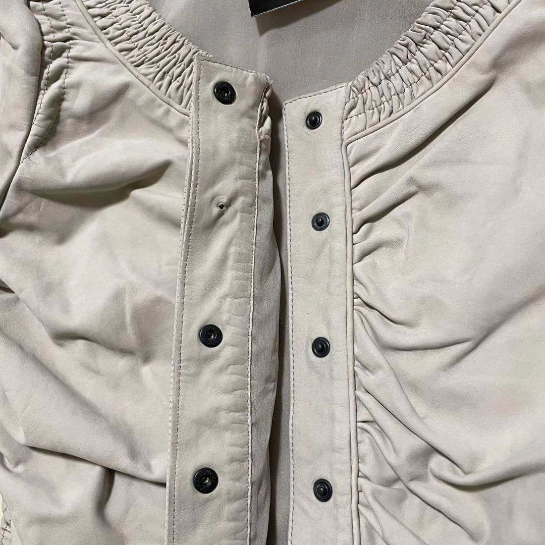 Giacca da motociclista Gucci donna in pelle rugosa raccolta taglia 40 beige pelle bovina