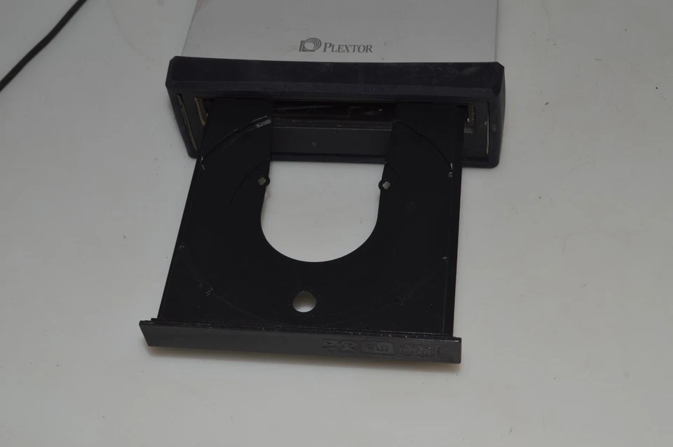 @@ PLEXTOR PX-W2410TU CD-RW DRIVE (KND76) - Image 2 of 3