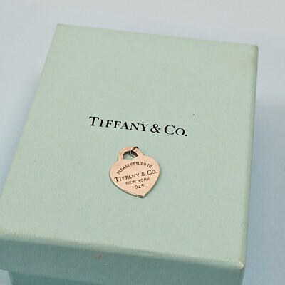 Tiffany & Co Return kleiner Herzanhänger Ring Anhänger Charm für Armband Halskette