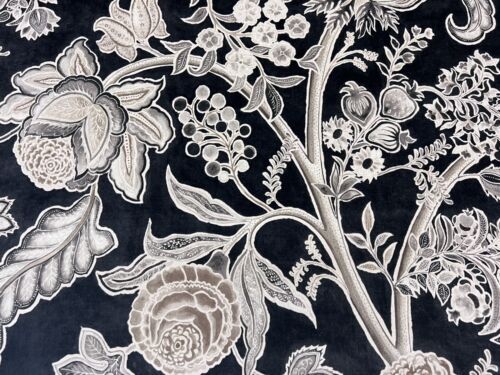 Tela estampada de terciopelo Sanderson Tree of Life - grafito Shalimar 4,50 yardas DART226321 - Imagen 2 de 8
